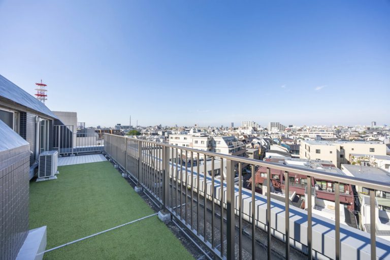 ルーフバルコニー