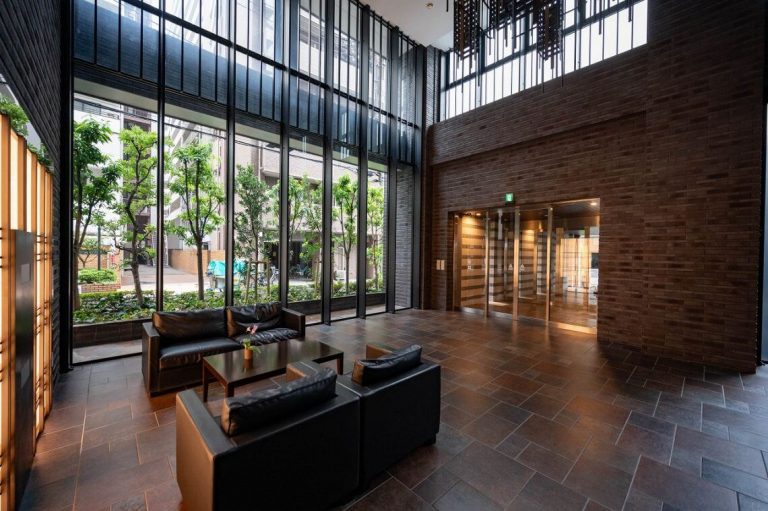 エントランスホール