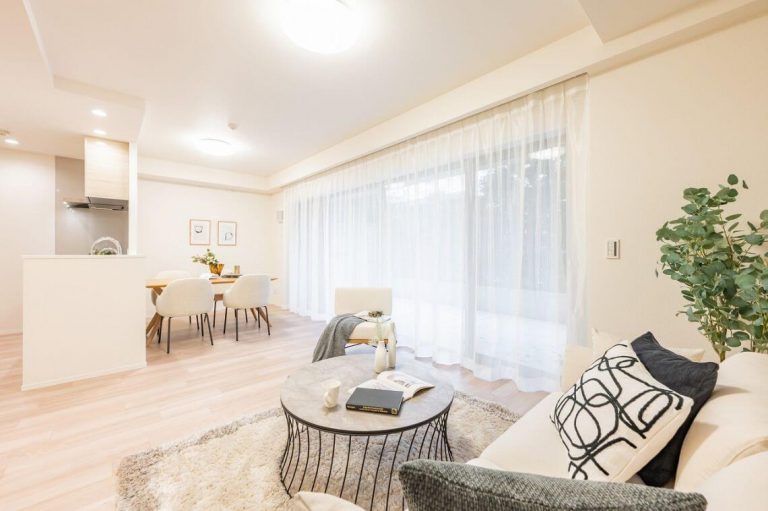 リビングダイニング