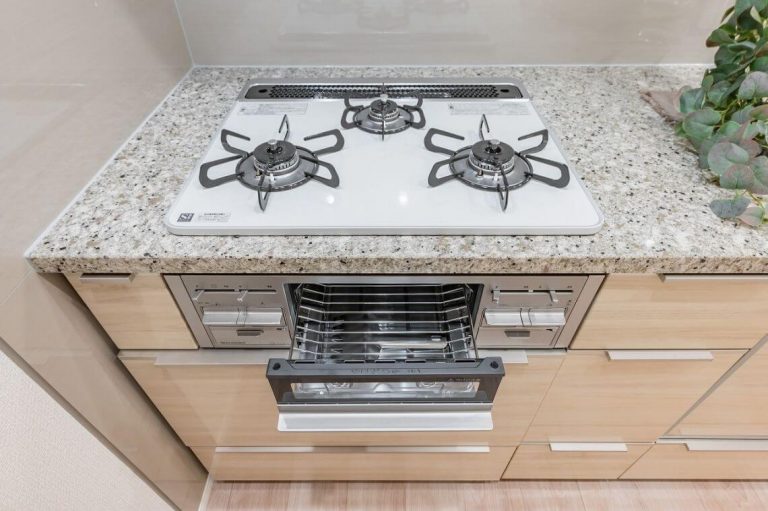 キッチン 3口ガスコンロ