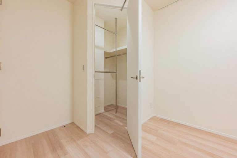 洋室1 WIC（ウォークインクローゼット）