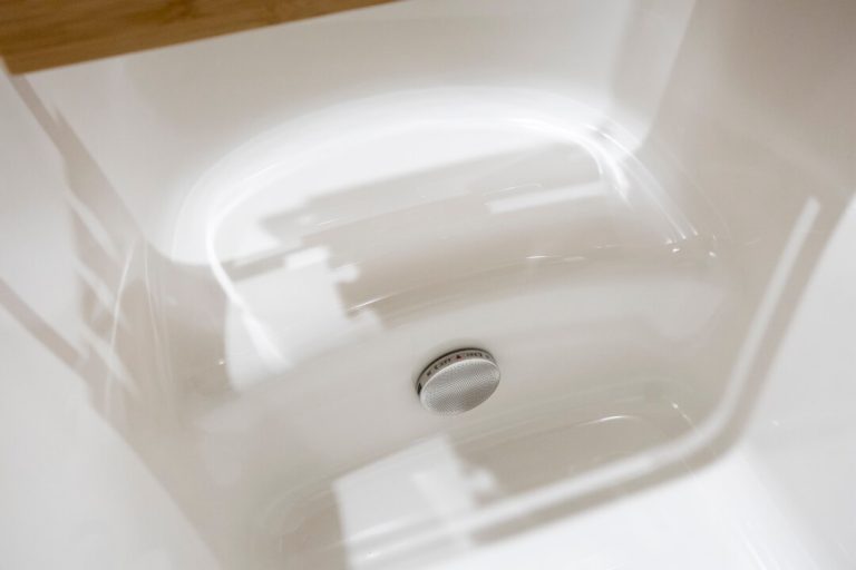 浴室 ステップ浴槽