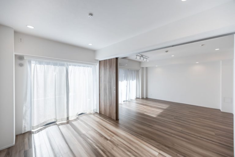 寝室1、リビングダイニング