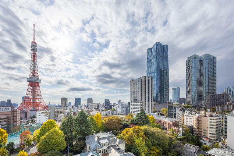 ウェリスタワー愛宕虎ノ門　東京タワーの煌めきを享受する、南東角部屋