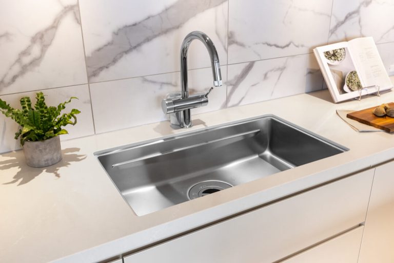 キッチン シンク