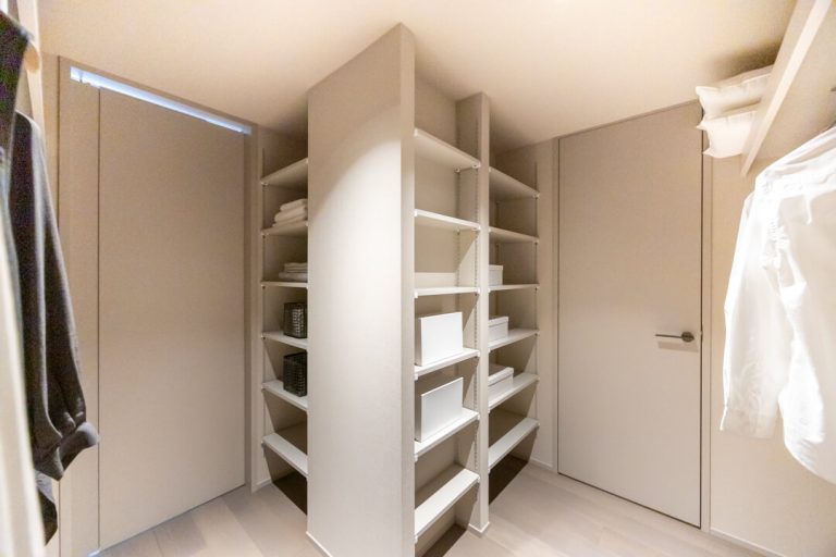 寝室1 WIC（ウォークインクローゼット）