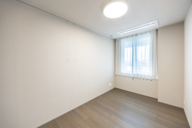 寝室2（約7.0帖）