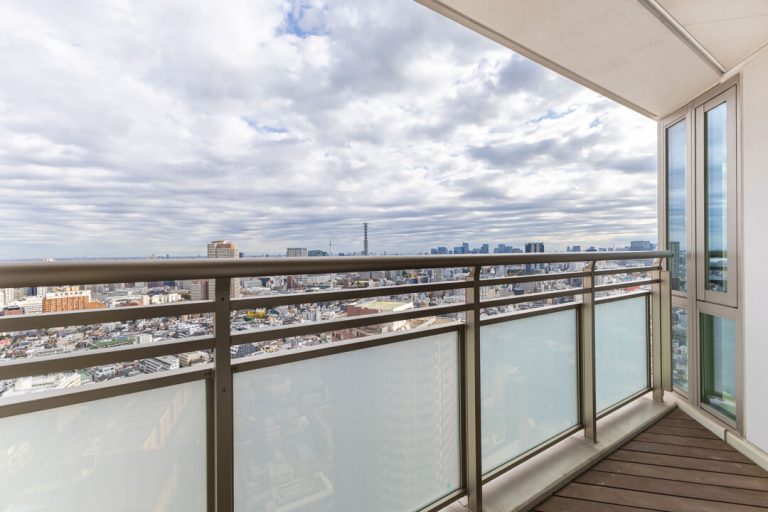 バルコニー（洋室3・北側）