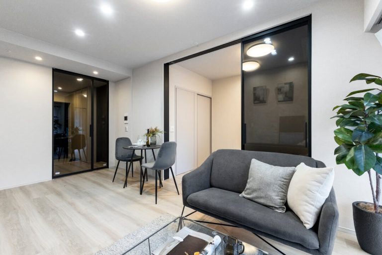 リビングダイニング、寝室