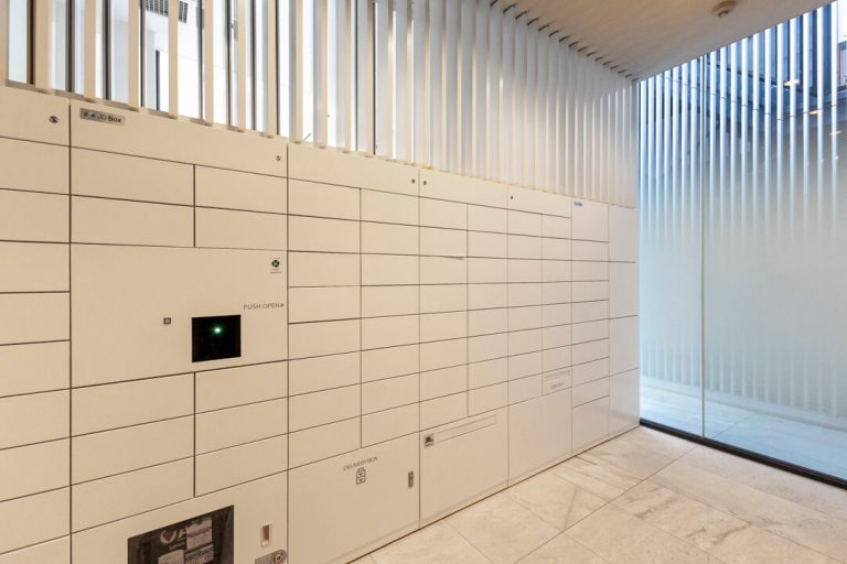 メールコーナー、宅配ボックス