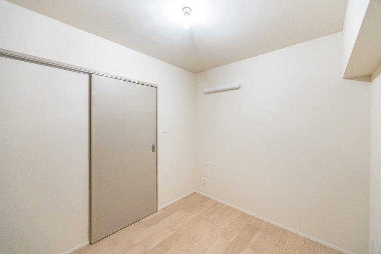 サービスルーム