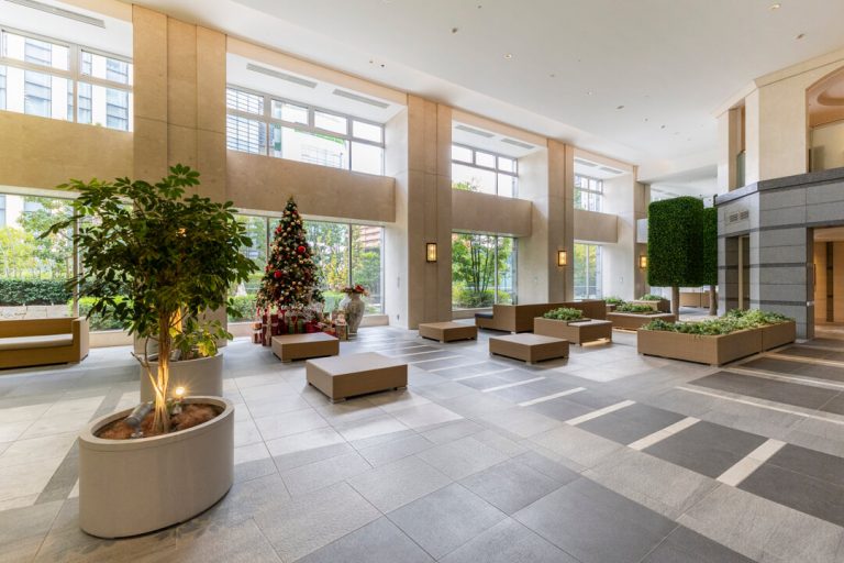 エントランスホール