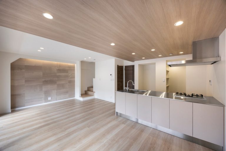 広尾　111㎡超え！最上階メゾネットの3LDK