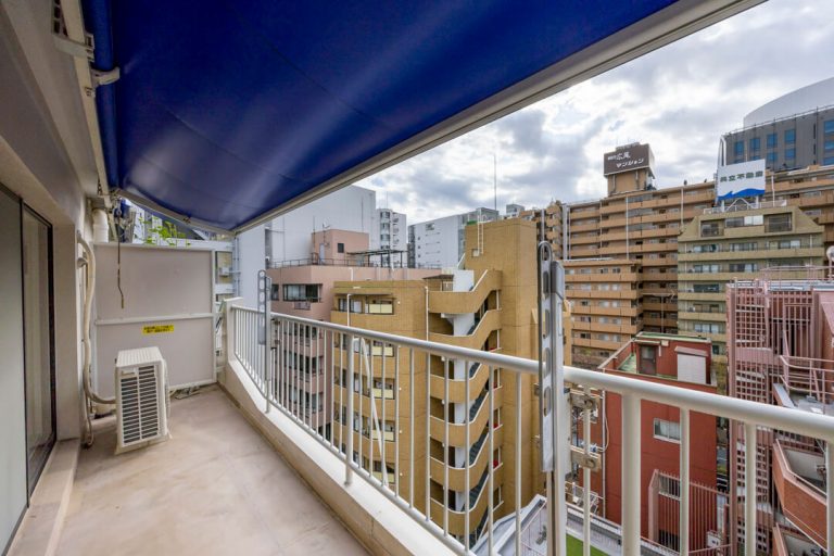 バルコニー（6階）