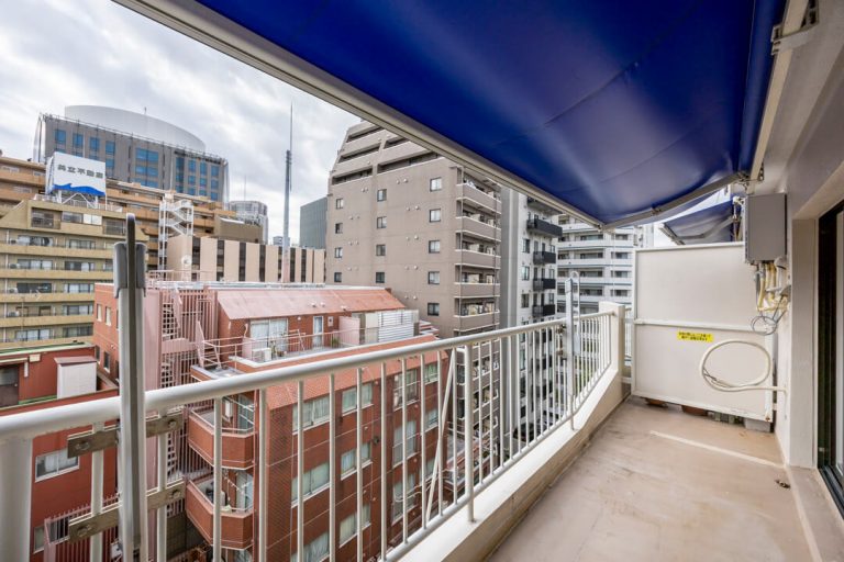 バルコニー（6階）