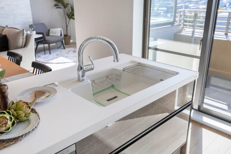 キッチン シンク