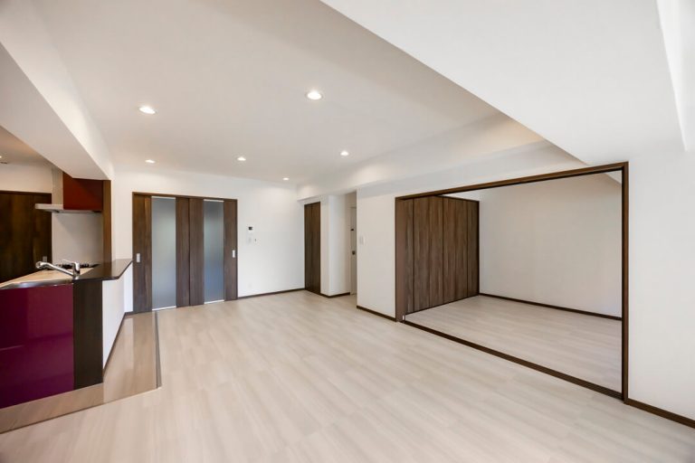 北参道　駅から3分！100㎡超えですっきりと暮らせる3LDK