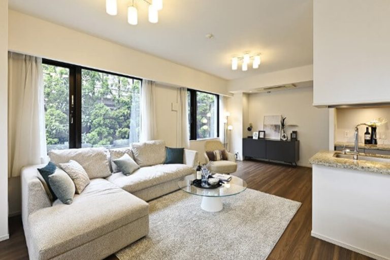 五反田　光あふれる90㎡超、開放感と静けさの池田山レジデンス