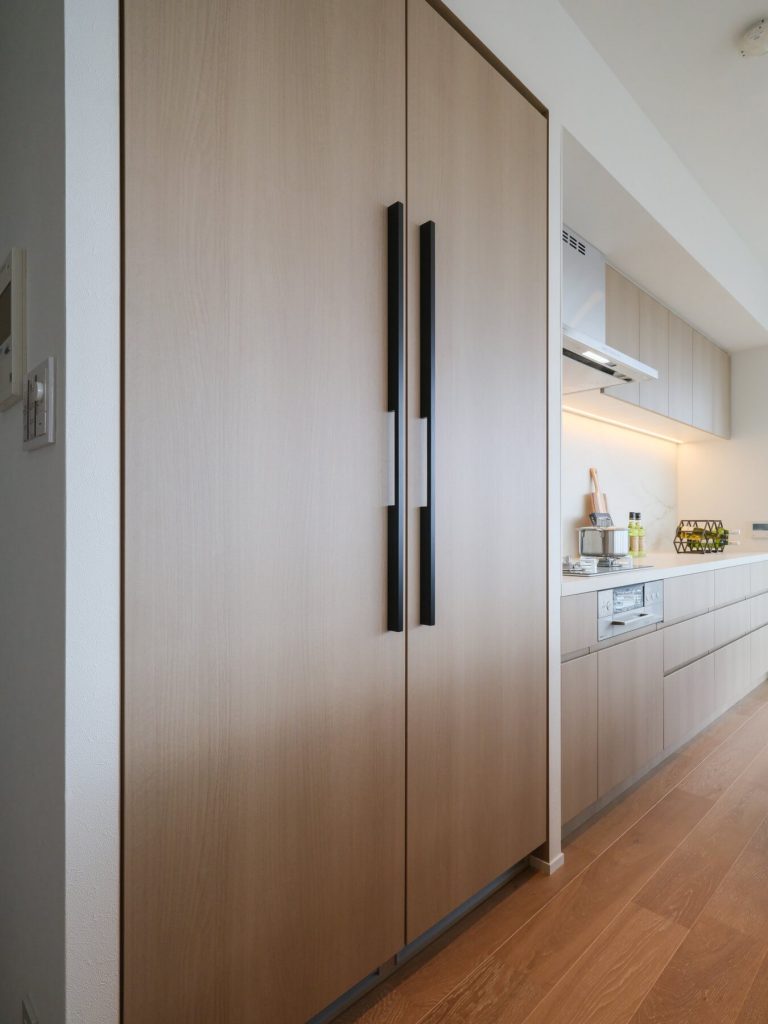 キッチン ミーレ製ビルトイン冷蔵庫