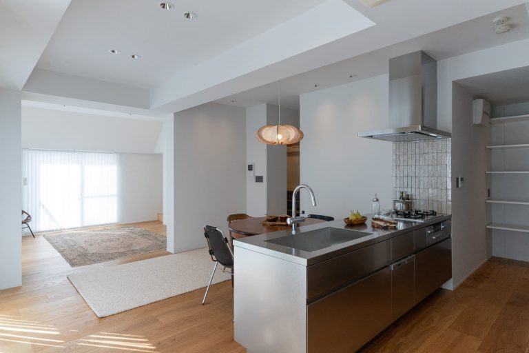 芦花公園　最上階・角部屋！選び抜かれた設備が、暮らしをワンランク引き上げる住まい