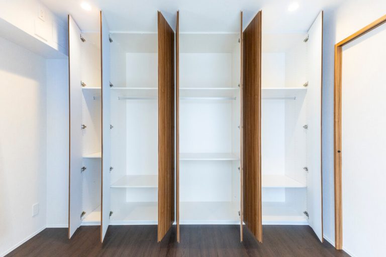 寝室2 クローゼット