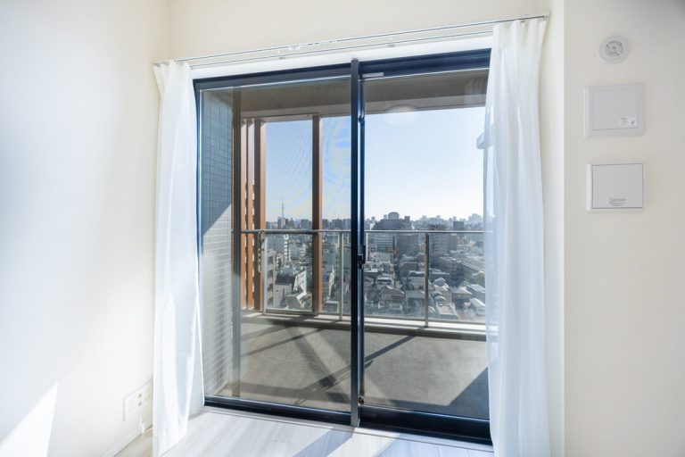 リビングダイニング バルコニー