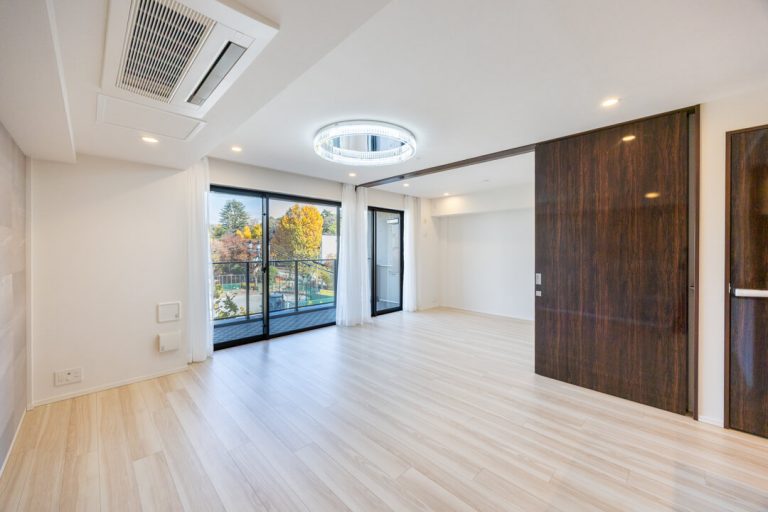 ガーデンヒルズ四ツ谷迎賓の森　収納スペース充実で、すっきり整った暮らしを