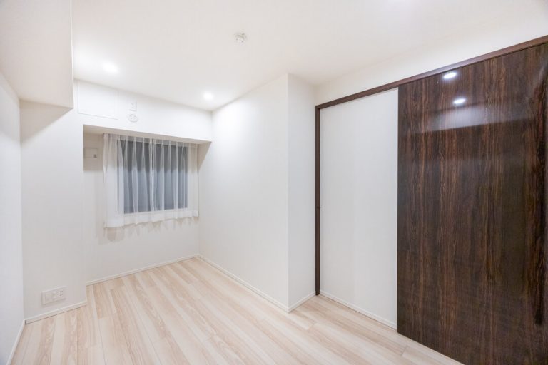 サービスルーム