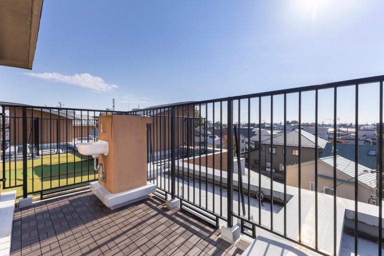 ルーフバルコニー