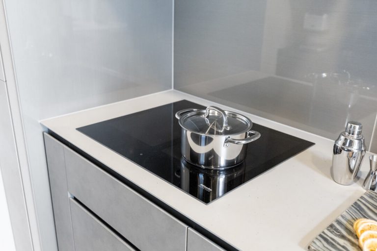 キッチン IHクッキングヒーター