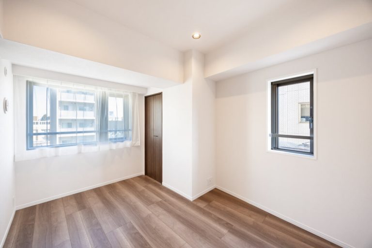 洋室（約5.6帖）