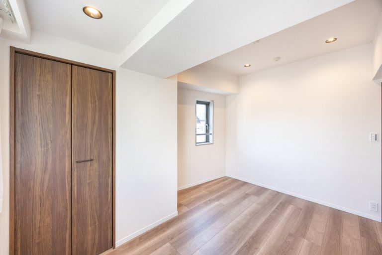 洋室（約5.6帖）