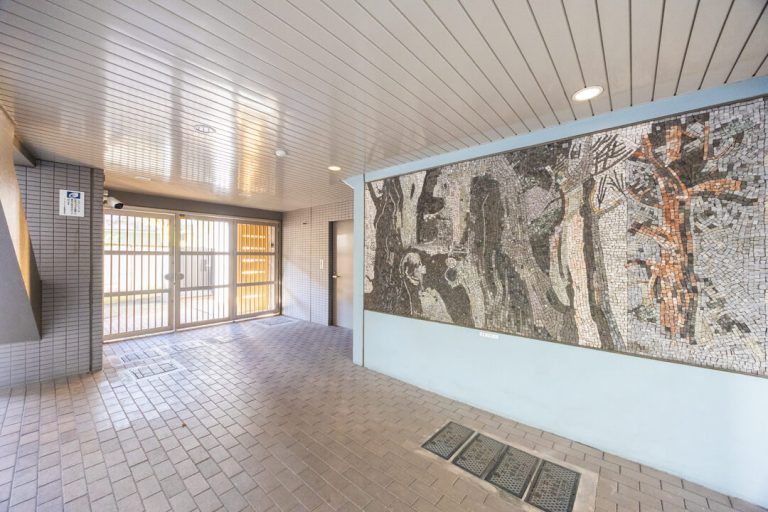 エントランスホール