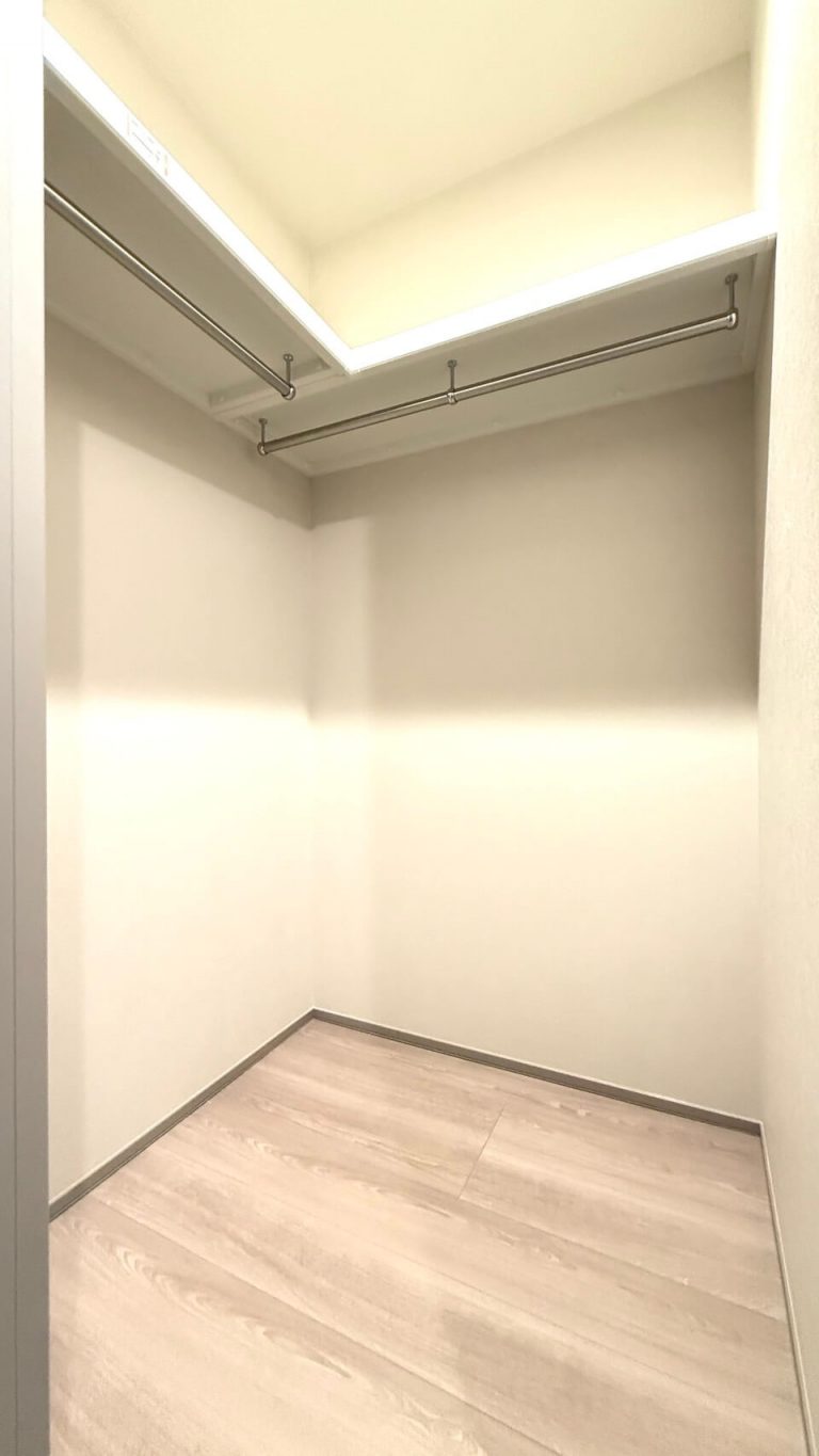 洋室2 WIC（ウォークインクローゼット）