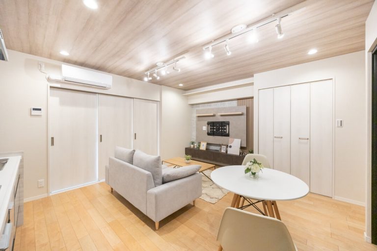 リビングダイニング