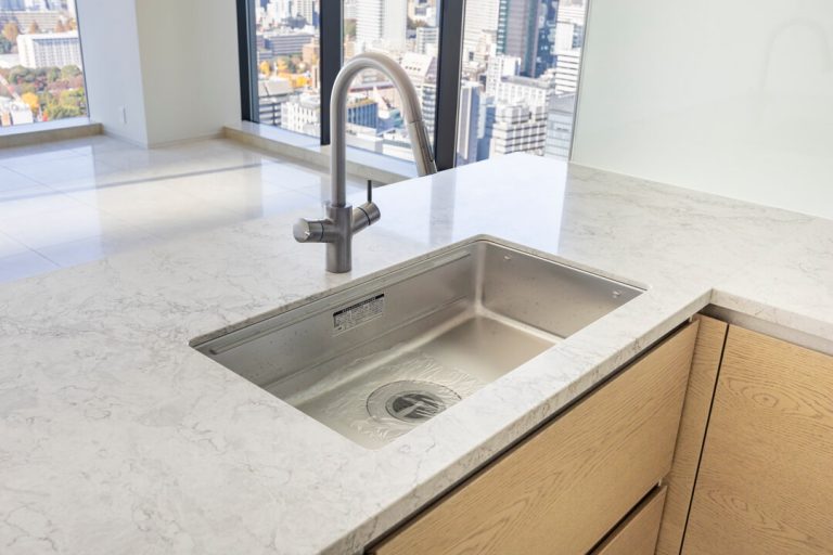 キッチン シンク