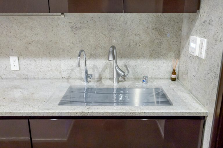 キッチン シンク