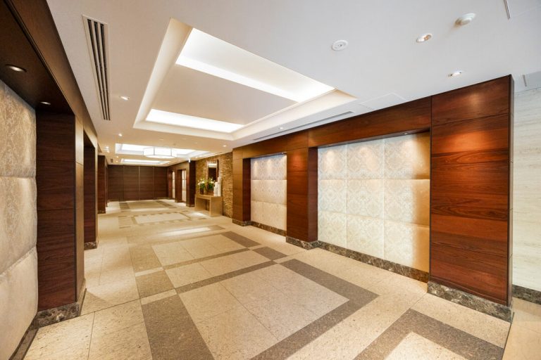 エントランスホール