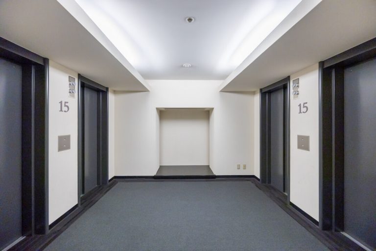 エレベーターホール（15F）