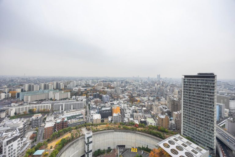 池尻大橋　青空と天空庭園の緑に癒される、26階2LDK