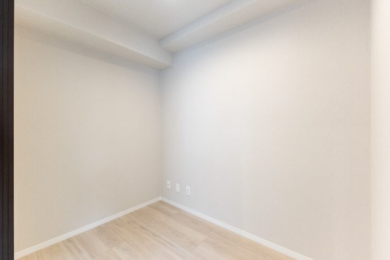 洋室2（約2.4帖）