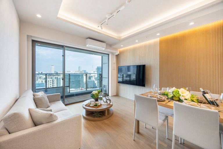 パークシティ中央湊ザタワー　やわらかな明かりが灯る安らぎの住まい