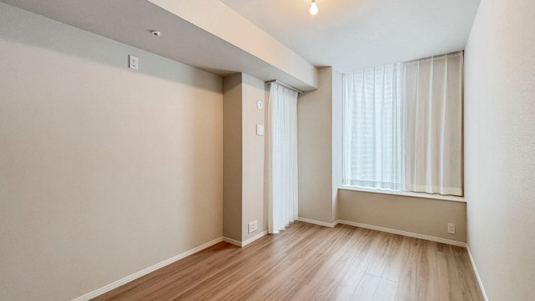 洋室1（約8.3帖）