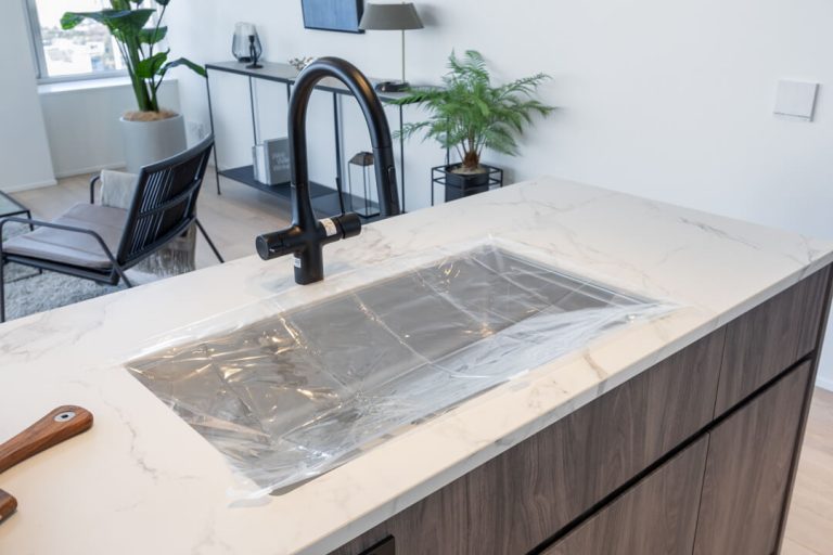 キッチン シンク