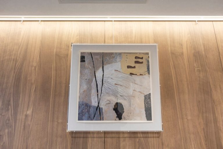 廊下 ピクチャーレール付