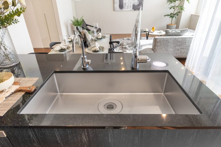 キッチン シンク