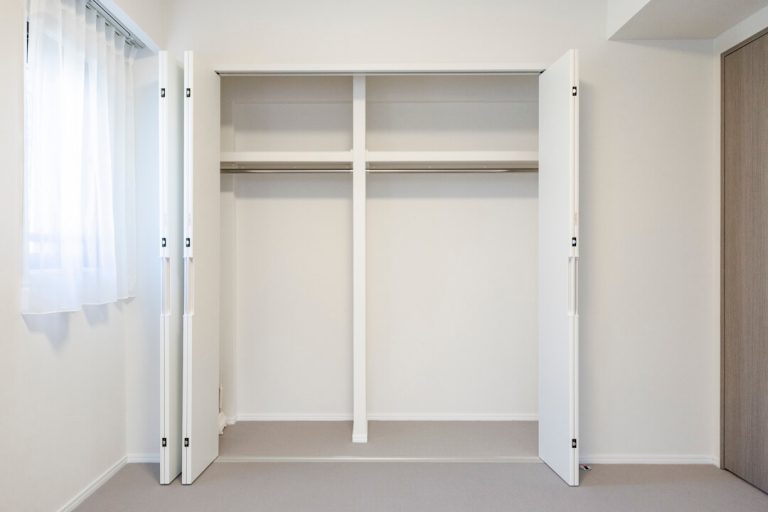 洋室1 クローゼット