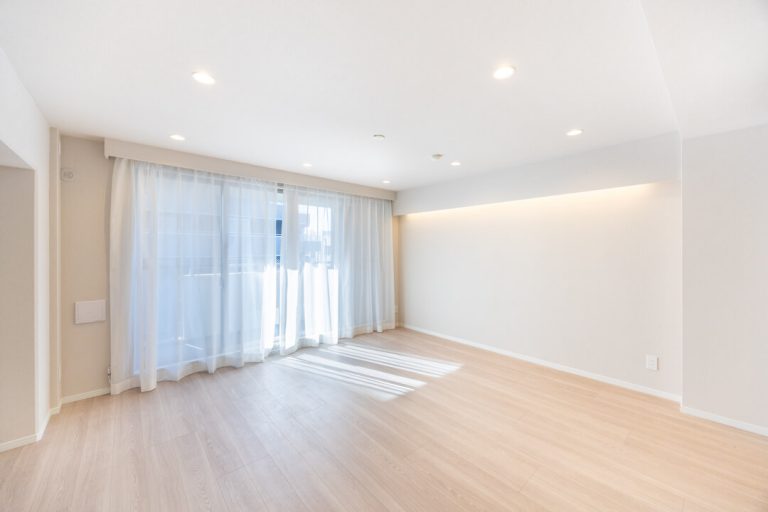 高輪台　全居室バルコニー付、南向きで陽当たり良好の2LDK