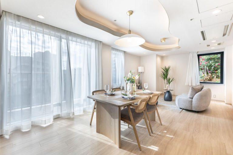 六本木ヒルズレジデンスD棟　充実のサービスが叶える、安心と洗練のレジデンスライフ