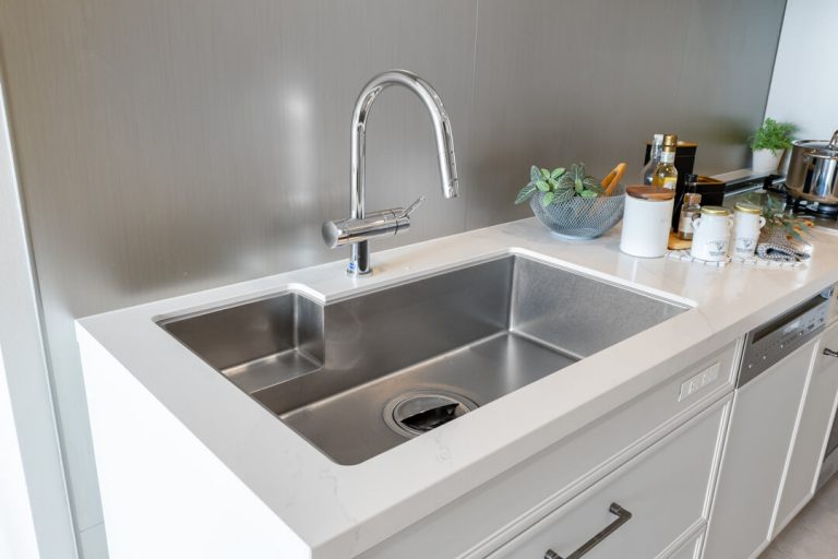 キッチン シンク